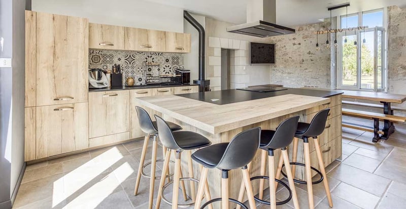 Ilot Central Avec Evier Et Plaque De Cuisson Plaque de cuisson et évier sur îlot central : ce qu'il faut savoir